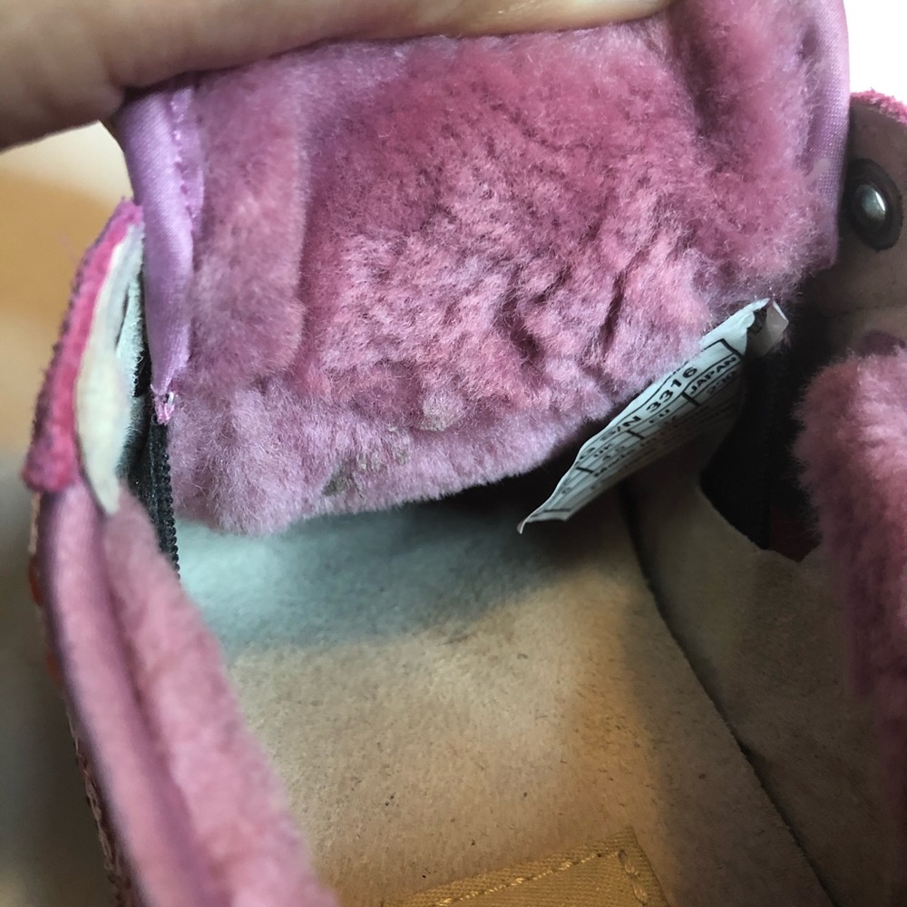 Ugg Laela Sparkles Sequins Raspberry Sneakers - image 7